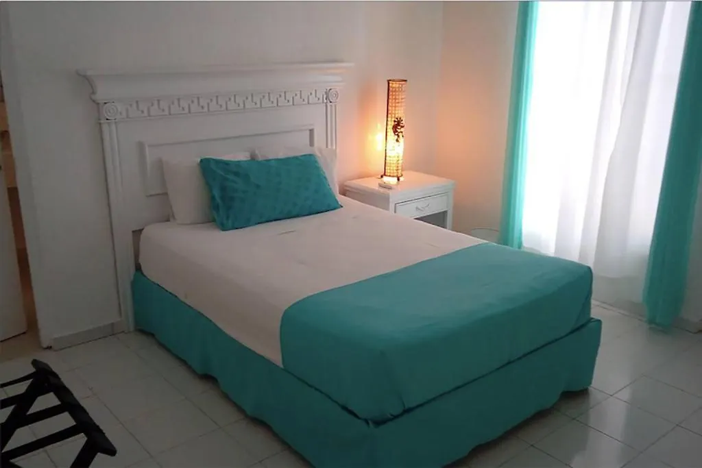 Cancun Palma Real contacts