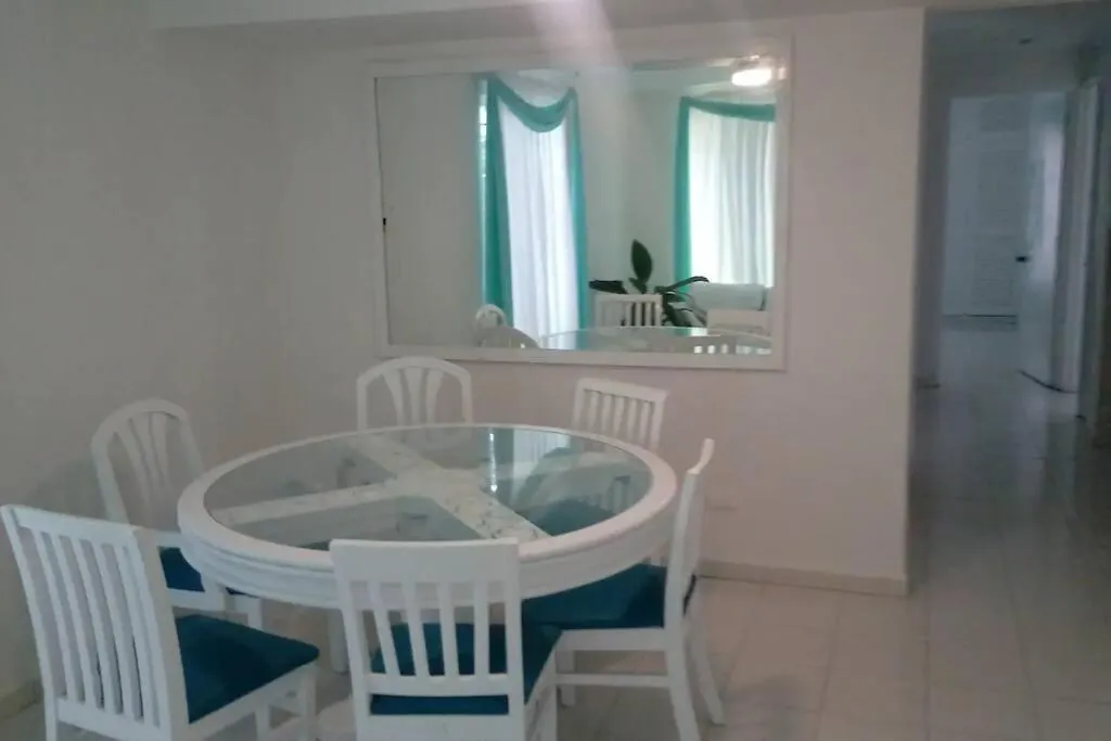 Cancun Palma Real 0*,